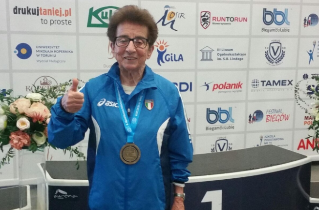 Collegamento a La Corsa: un viaggio tra partenze, ripartenze e traguardi